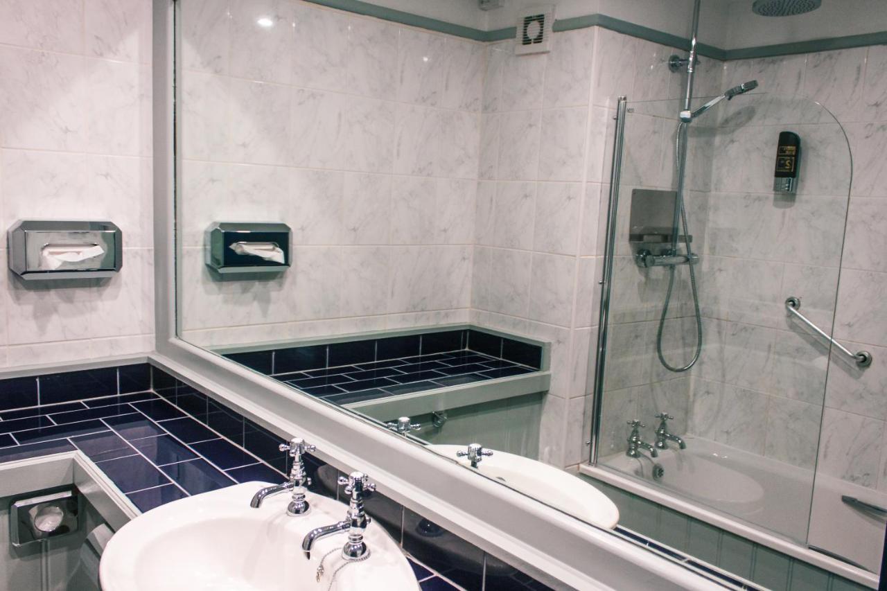 Imperial Hotel 4*